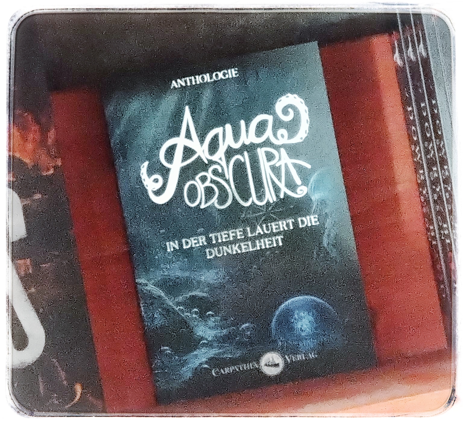 Spotted in freier Wildbahn: Aqua Obscura im Buchhandel